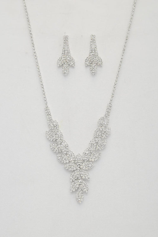 Leaf Pattern Crystal Necklace